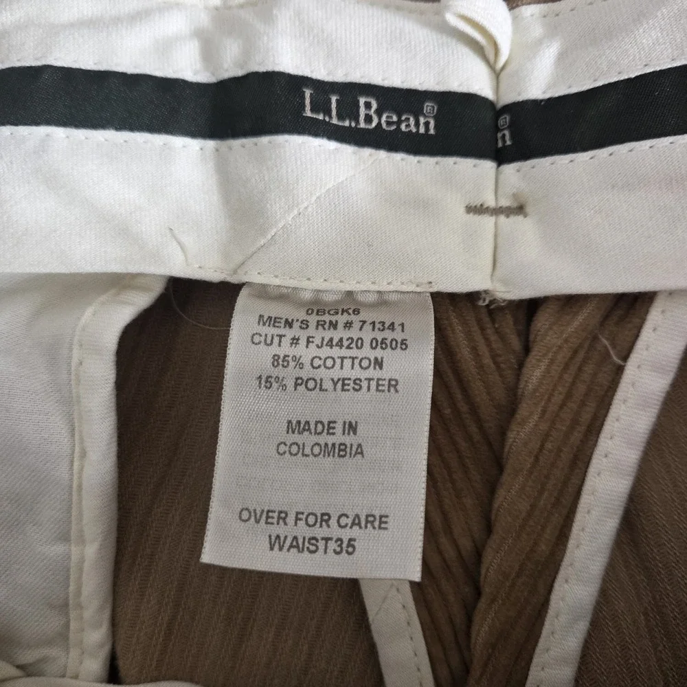 LL Bean Men's 35 (Fits 34x3) Corduroy Khaki Beige/Tan Pleated Cuffed Flap Pocket